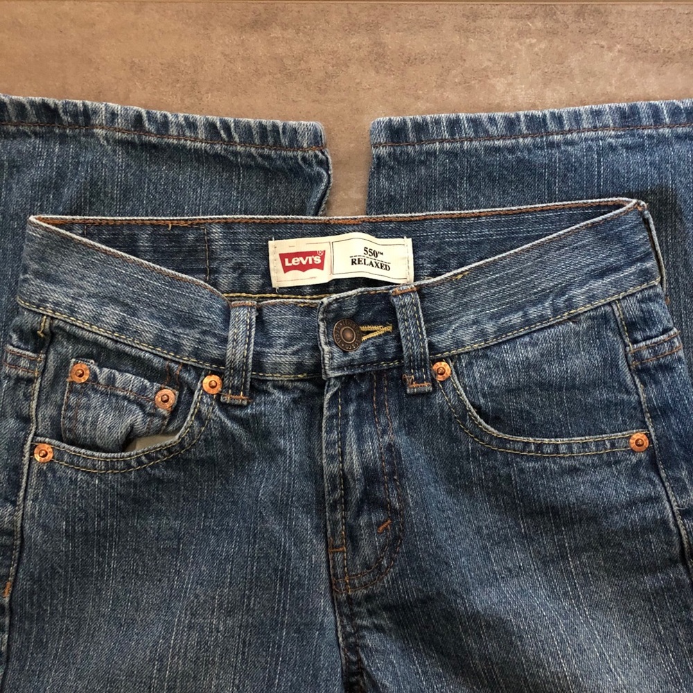 Boys 550 Levi's 8